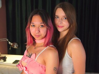 AnnaAndFaith livejasmin