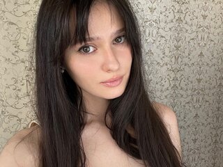 LeahBronte camshow